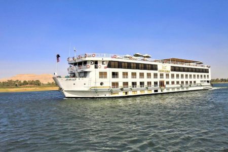 Cruzeiro Jaz Crown Jubilee no Nilo